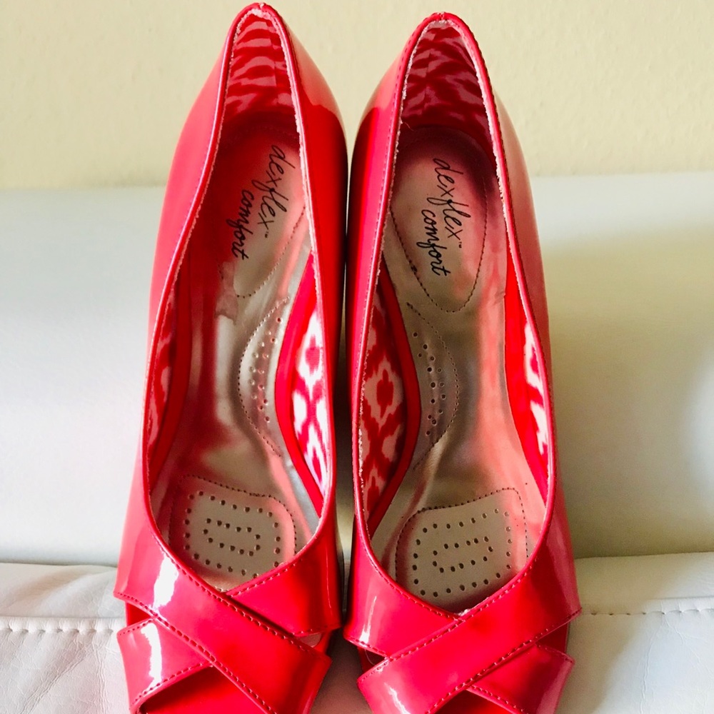 New beautiful women shoes